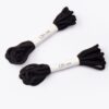 lacets noirs sous bague