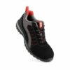 chaussure de sécurité noire, grise et rouge en lévitation