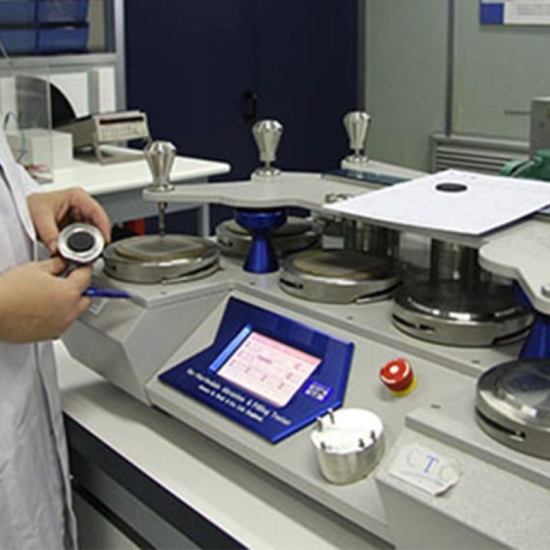 tests laboratoire pour norme chaussures de sécurité EN ISO 20345