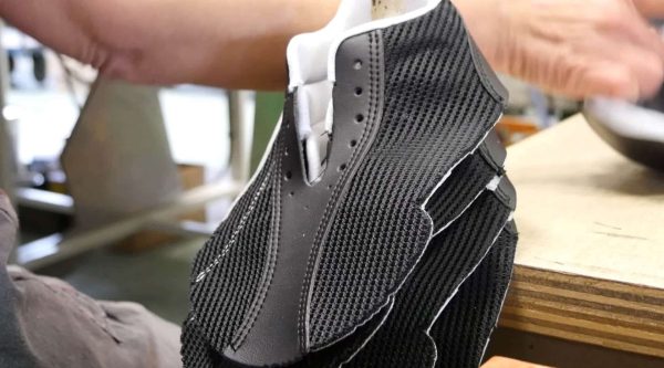 pile de tiges de chaussures au textile sportif aéré