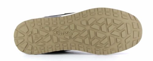 semelle marron de chaussure